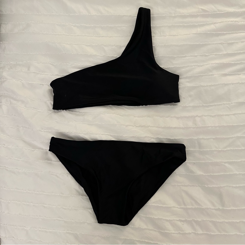 Black Bikini
